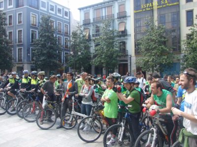 Cicloruta educativa por las calles de Granada