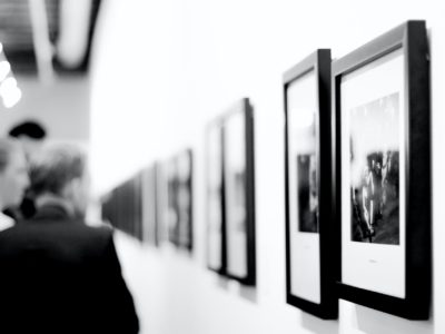 Exposición fotográfica y pictórica “La industria, la vida, la historia de Pinos Puente”